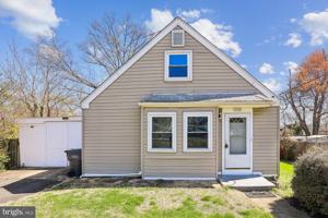 featured image of 2328 Fort Dr #1