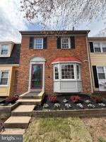 featured image of 4924 Mcfarland Dr #1