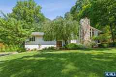 59 Bowers Ln - Photo 1 of 1