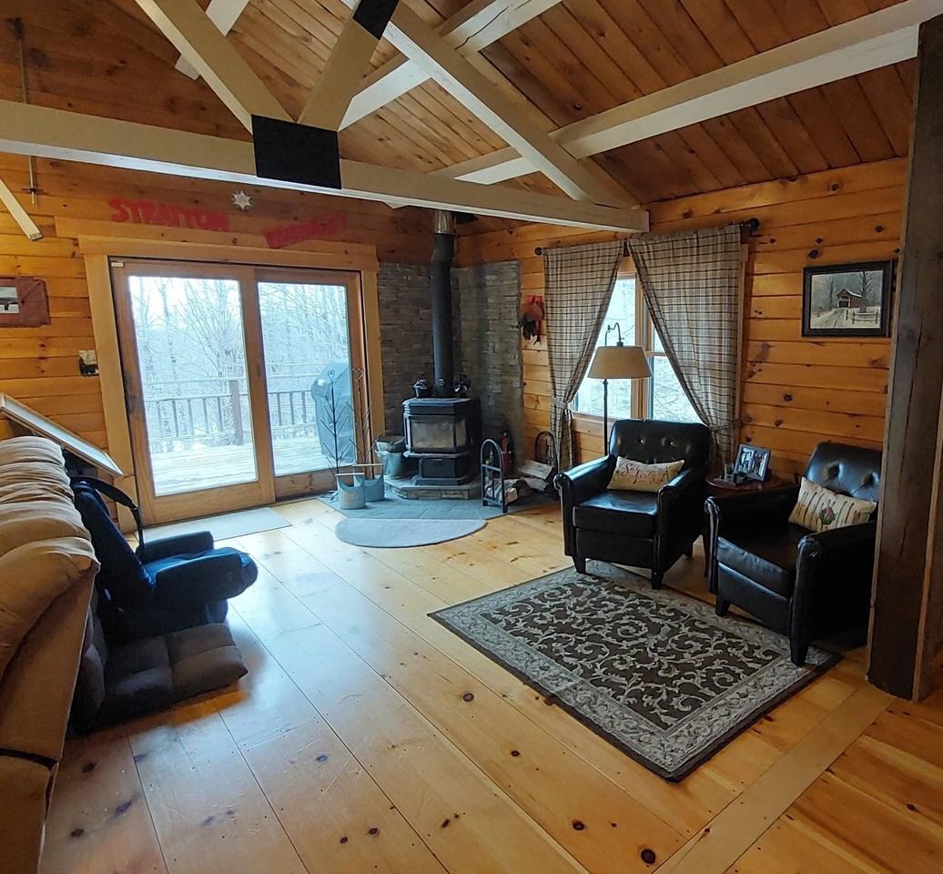 176 Harrington Rd - Photo 4 of 12