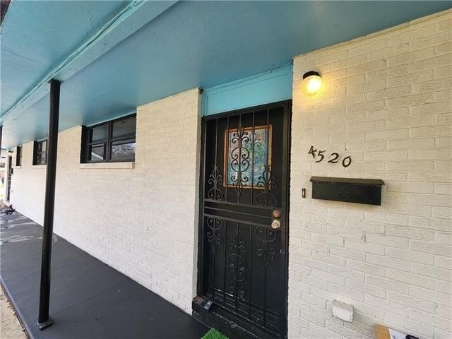 4520 Elba St - Photo 2 of 17