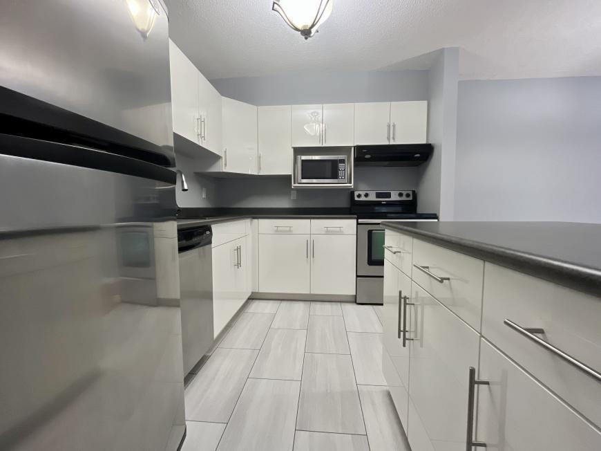 500 Toledo St Unit 118 - Photo 4 of 10