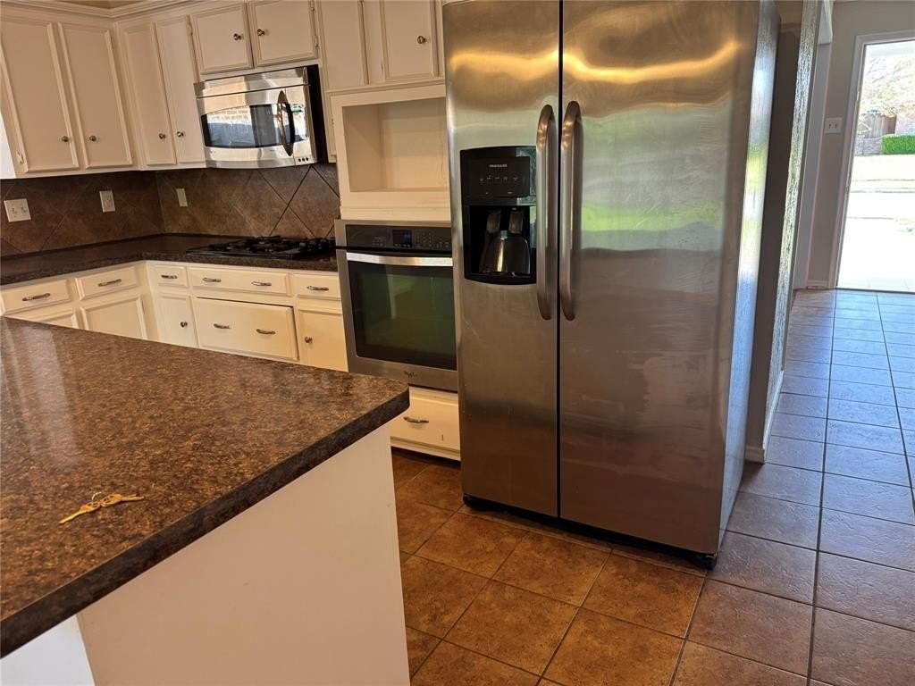 705 Kingsbridge Dr - Photo 6 of 25