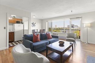 220 Beacon St - Photo 1 of 1