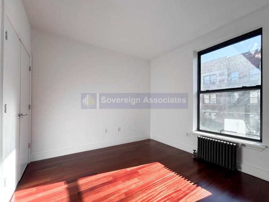 607 W 137th St - Photo 5 of 10