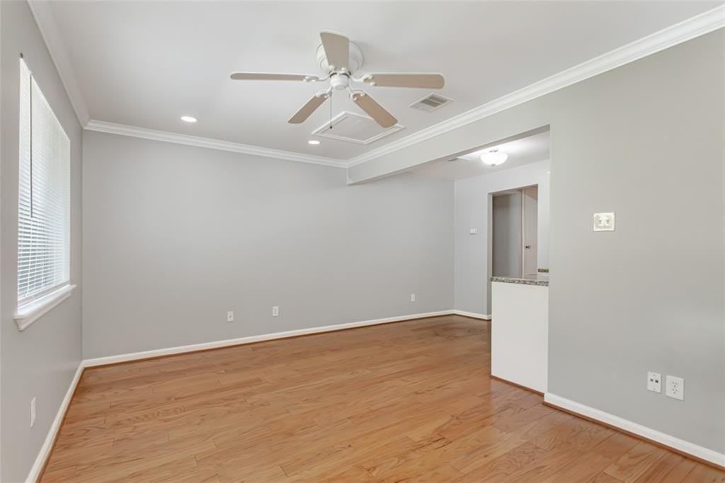 4931 Junius St #8 - Photo 3 of 31