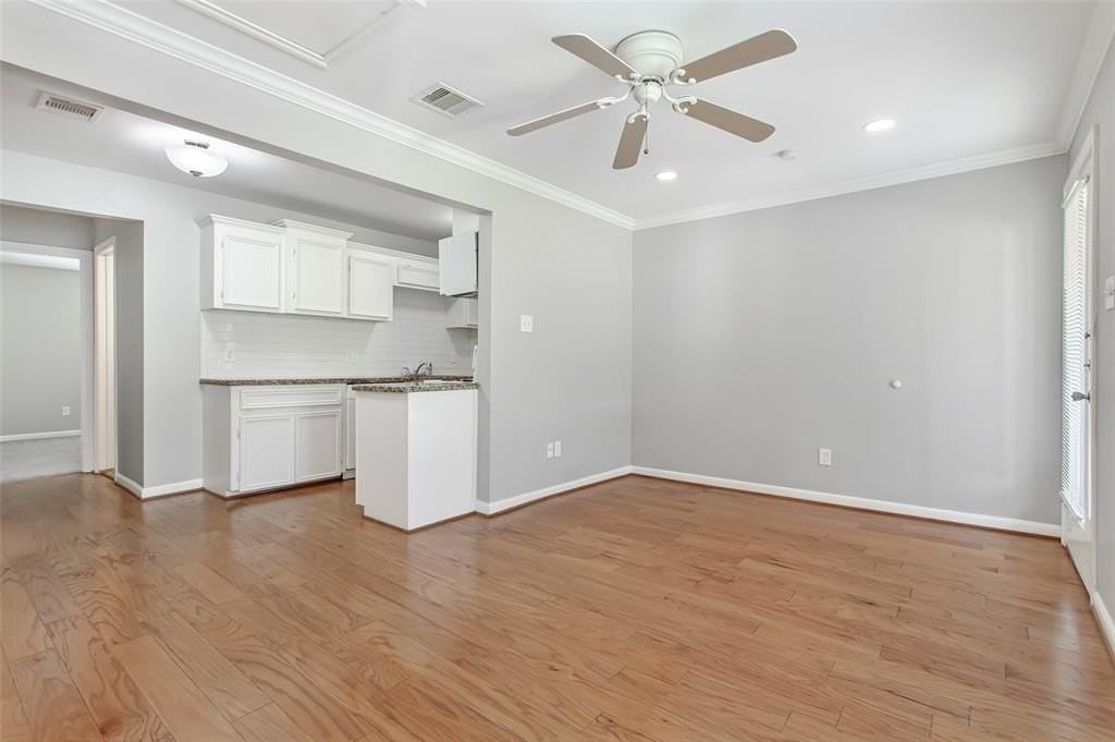 4931 Junius St #8 - Photo 5 of 31