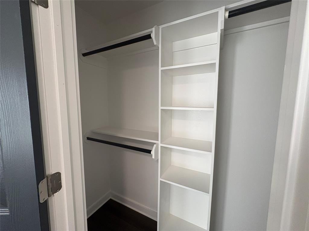 206 Landers St - Photo 4 of 19