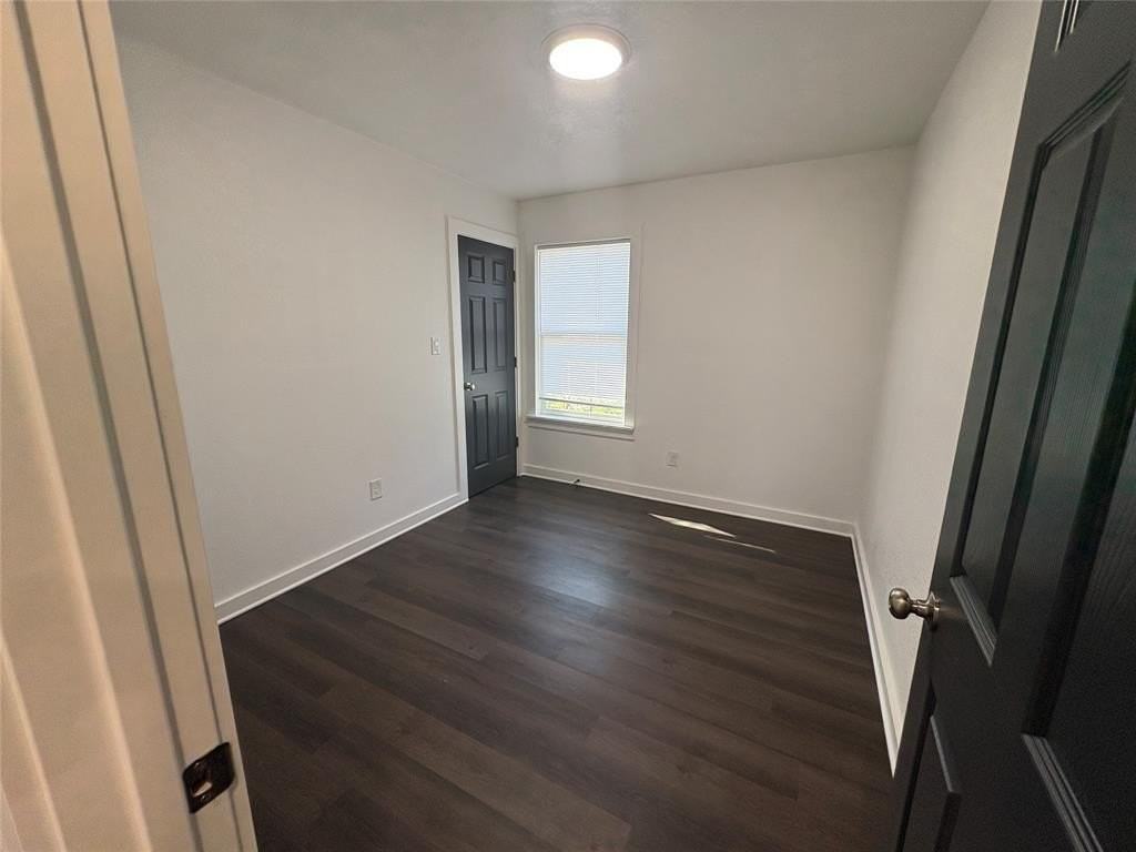 206 Landers St - Photo 6 of 19