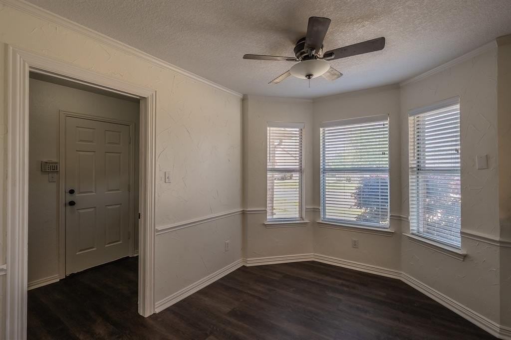 728 W Park Dr - Photo 5 of 31