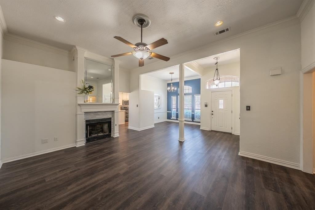 728 W Park Dr - Photo 7 of 31