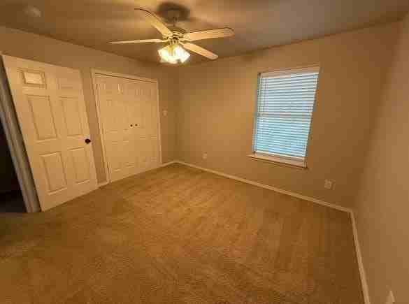 905 N 6th St #4 - Photo 7 of 9