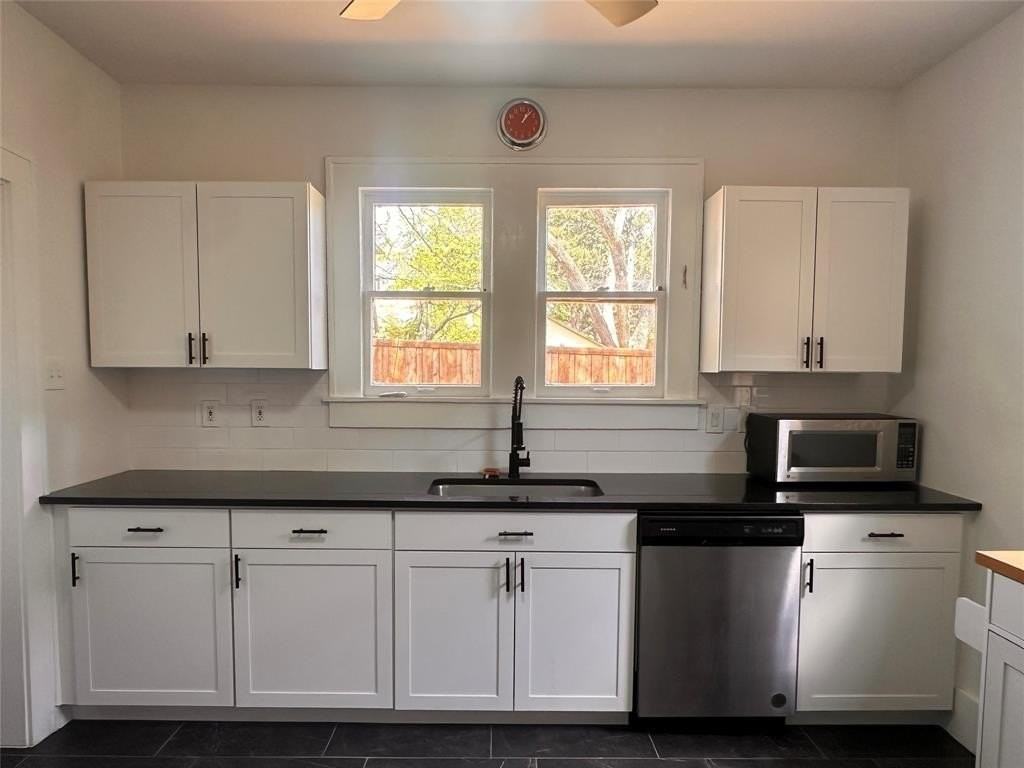 6031 Goliad Ave - Photo 5 of 11