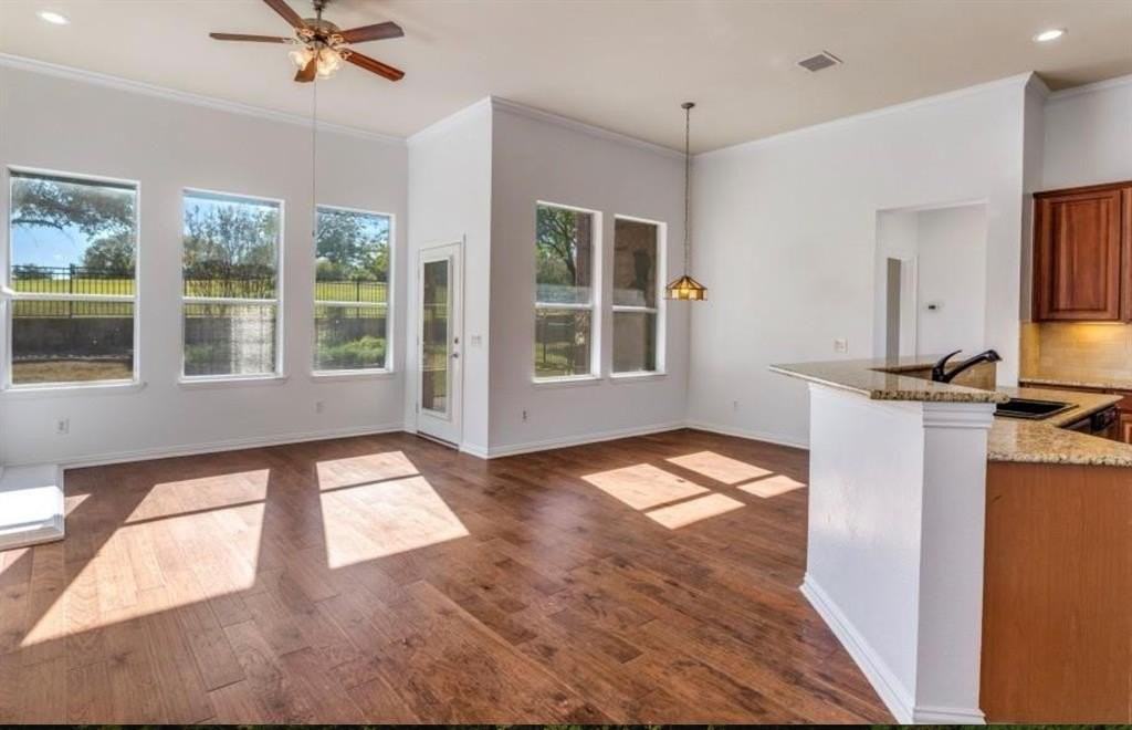 727 Scenic Ranch Cir - Photo 4 of 11