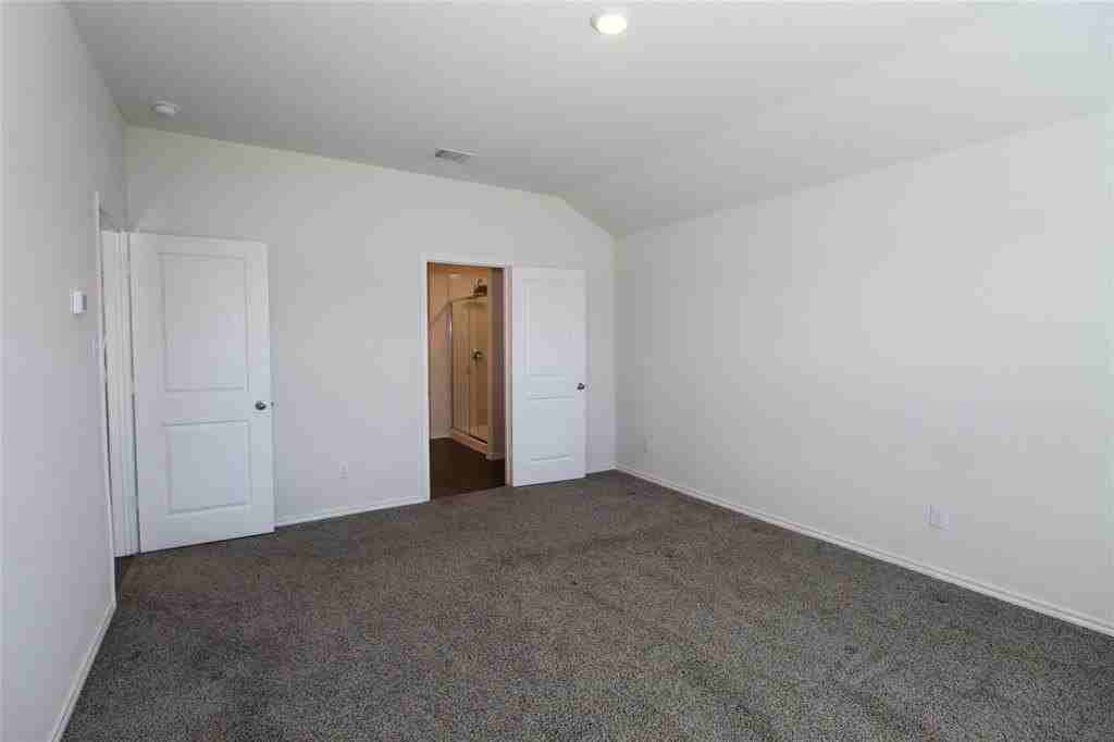 11217 W Pond Drive - Photo 4 of 12