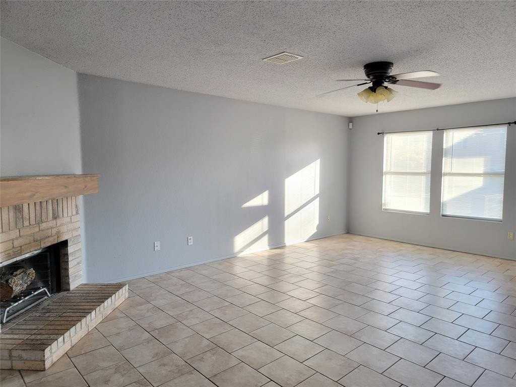 1330 Blazing Star Trl - Photo 6 of 19