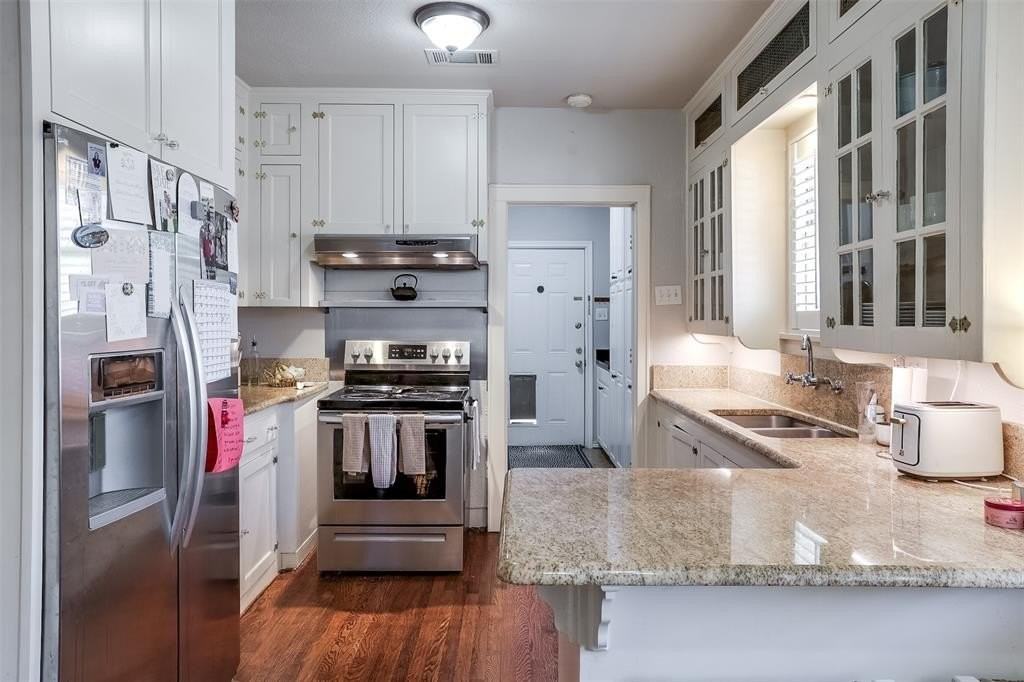 3144 Wabash Ave - Photo 3 of 18