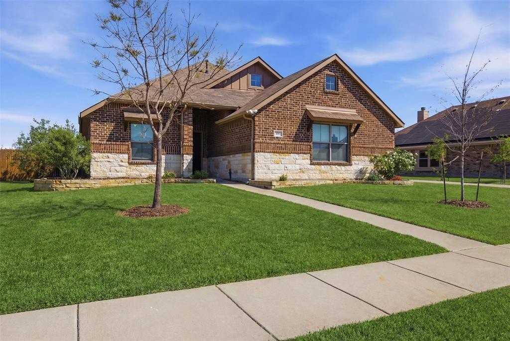 717 Long Prairie Dr - Photo 3 of 27