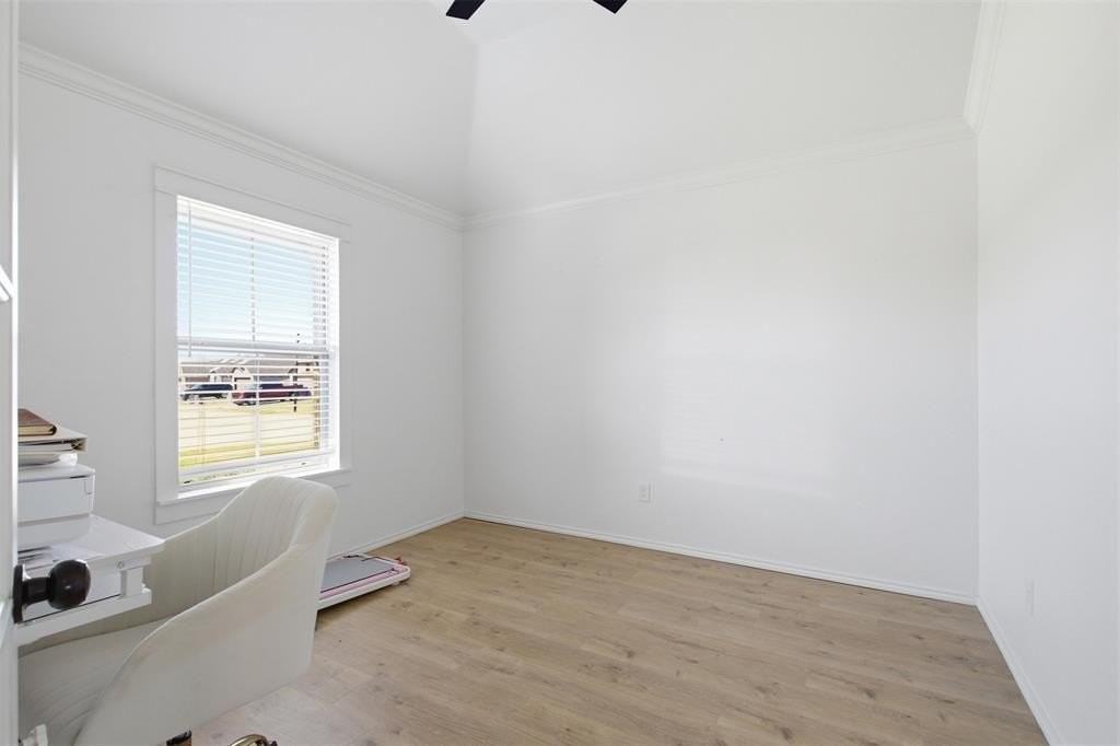 717 Long Prairie Dr - Photo 5 of 27