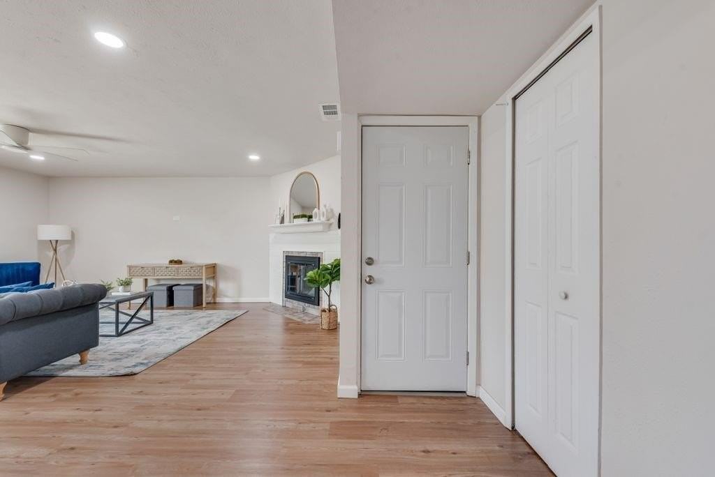 5317 Rutledge Ct - Photo 5 of 31