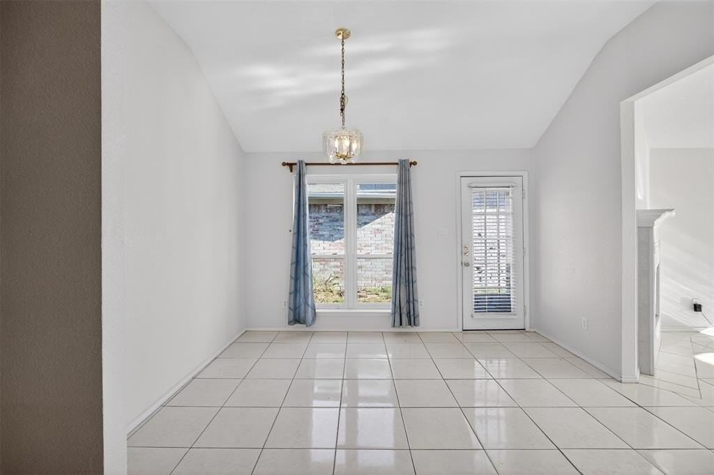 7016 Snowivy Ct - Photo 7 of 23