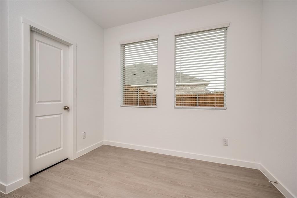 439 Ridge Dr - Photo 7 of 25