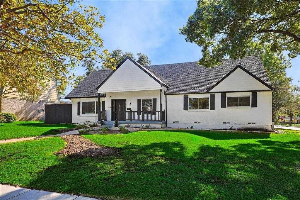 3608 Courtdale Dr - Photo 2 of 40