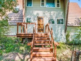 featured image of 1800 Oak Country Est