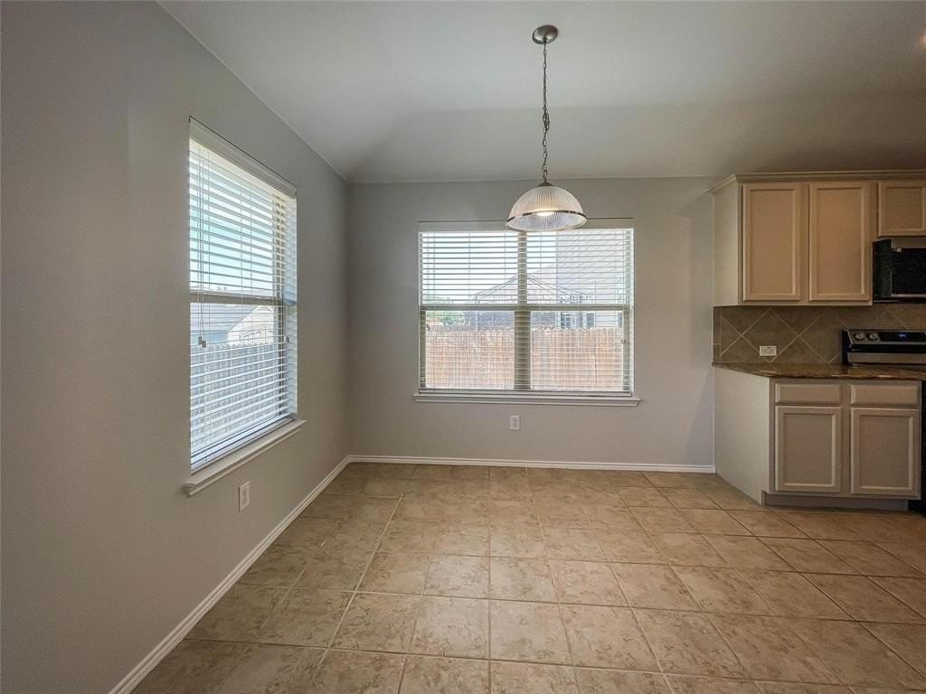 12217 Walden Wood Dr - Photo 6 of 20