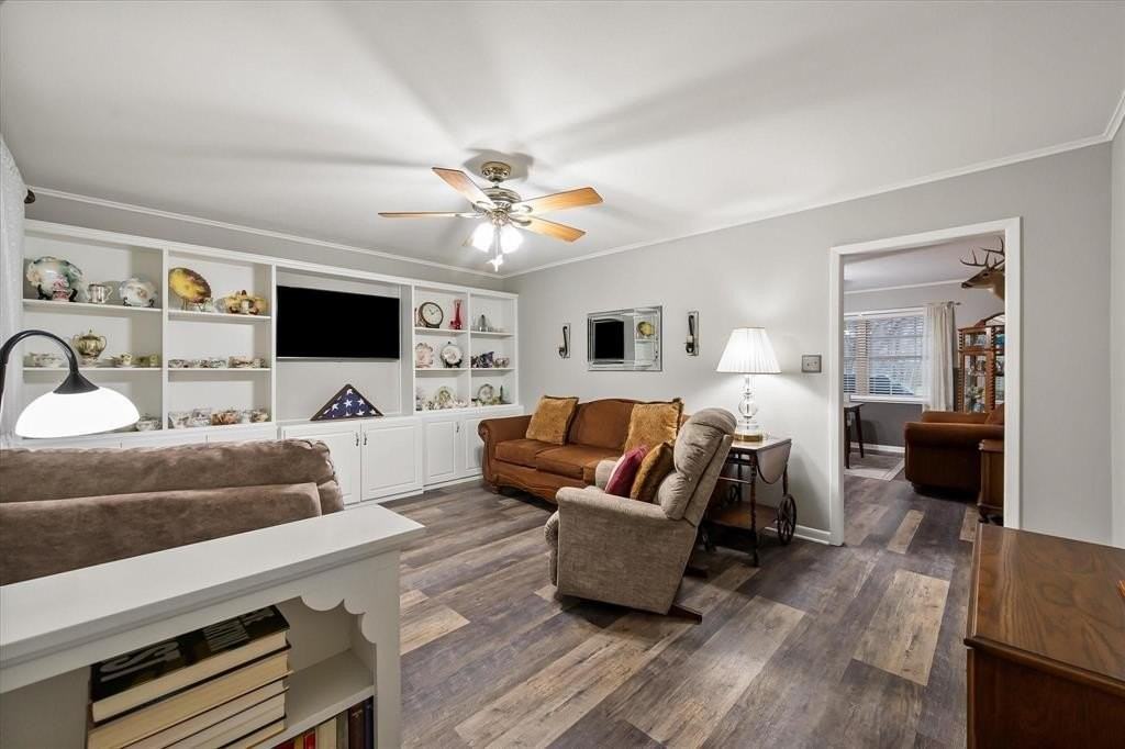 513 N 38th St - Photo 2 of 13