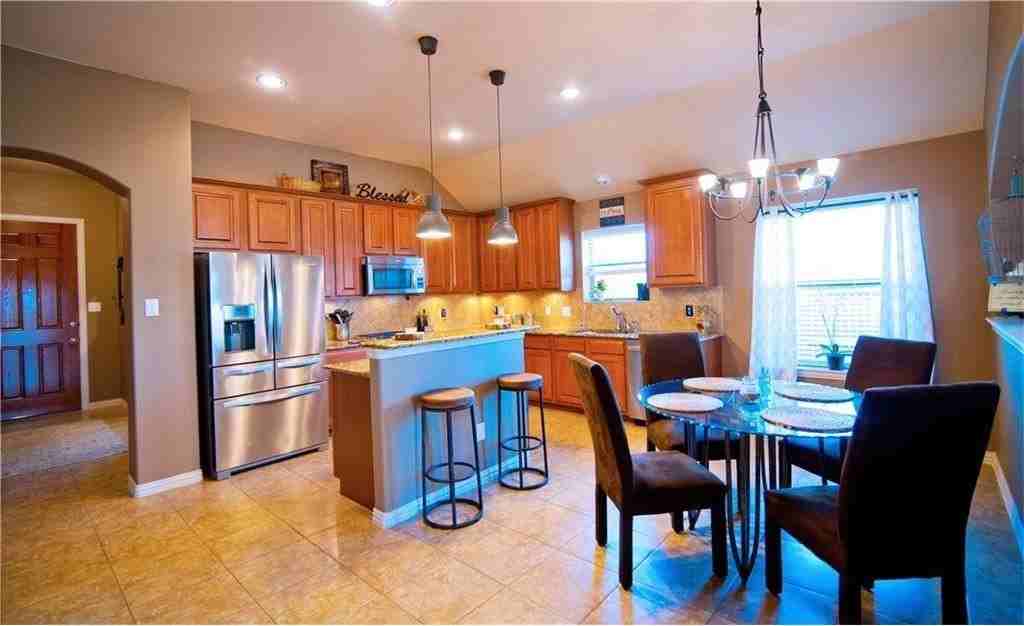 3340 Lone Tree Ln - Photo 6 of 26