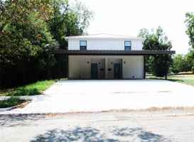 featured image of 410 E 8th St #2