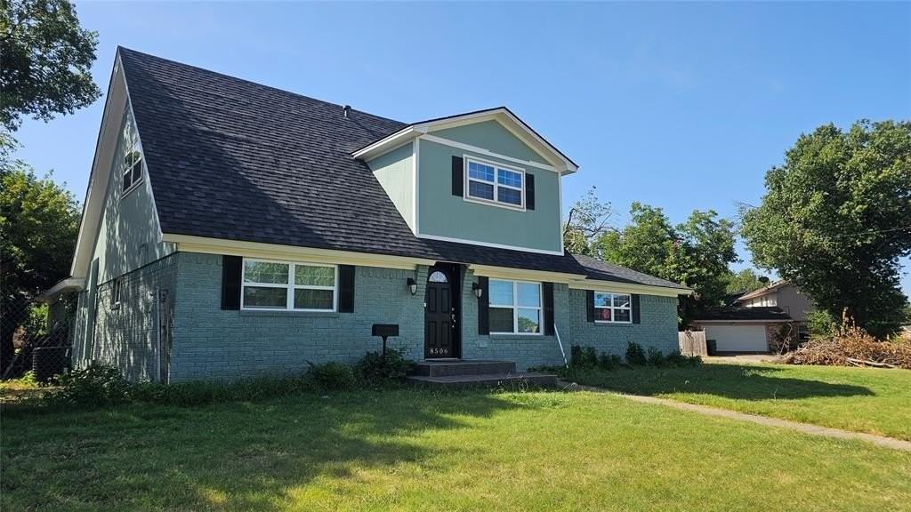 8506 Cadenza Ln - Photo 2 of 28