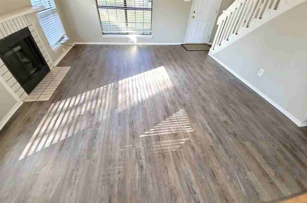 6301 Fairlane Dr - Photo 4 of 15