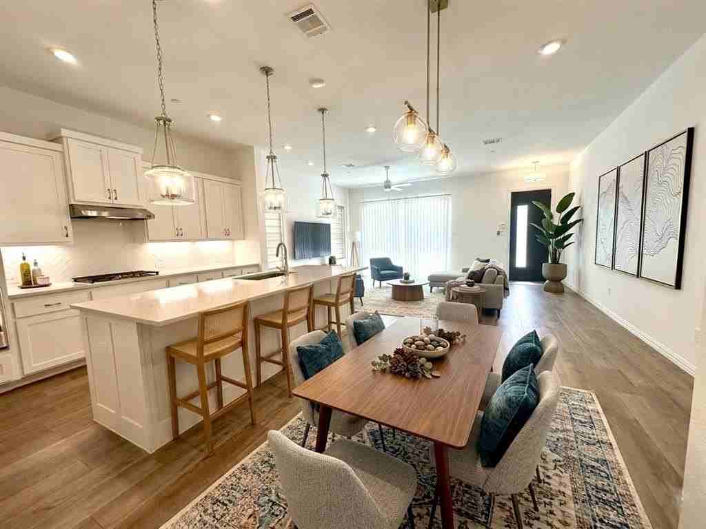 1250 Daybreak Dr - Photo 7 of 32