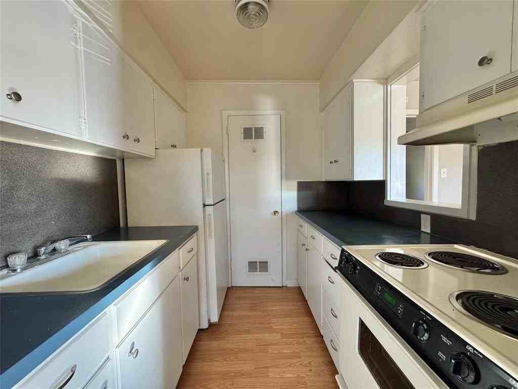 1112 Eagle Dr #5 - Photo 7 of 11