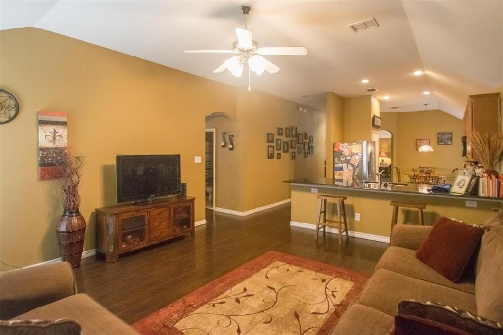 2806 Morgan Dr - Photo 6 of 33