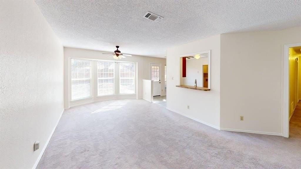 1414 Bogard Ln - Photo 4 of 18