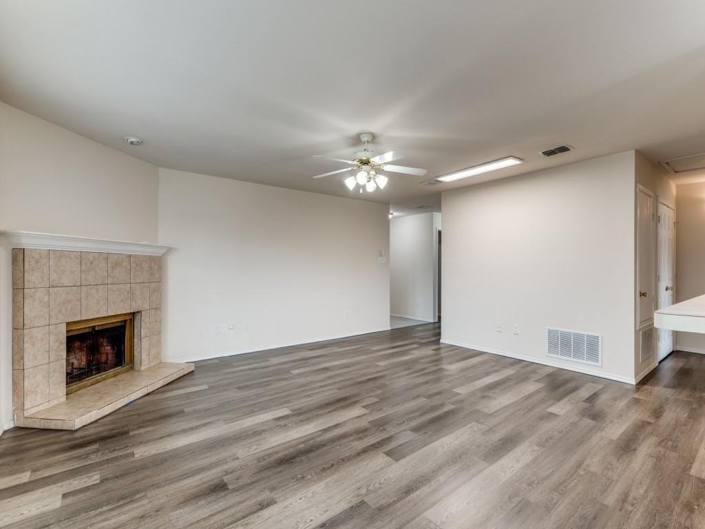 9436 Goldenview Dr - Photo 4 of 12