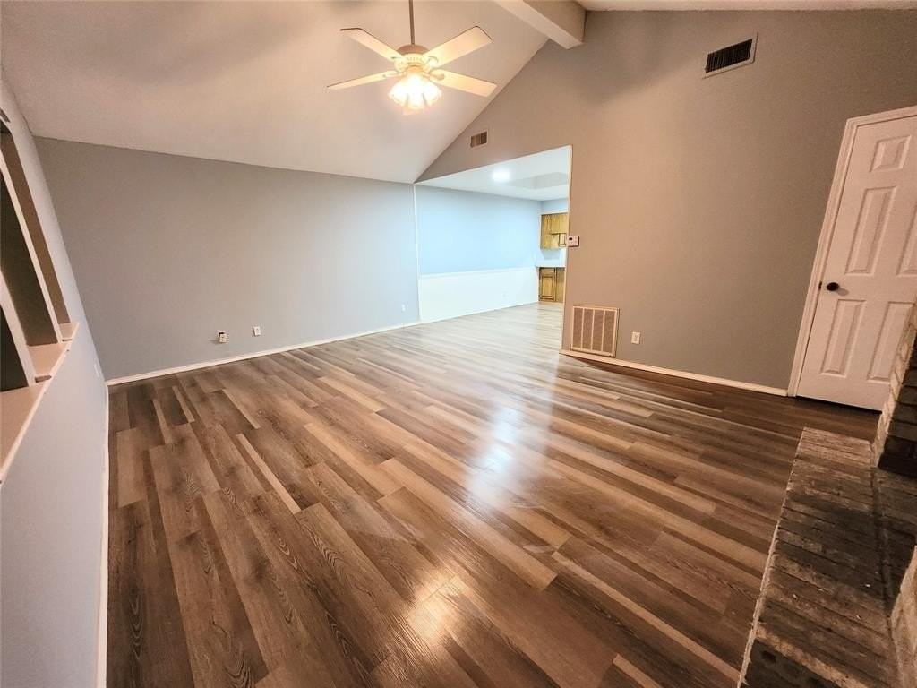 1124 Kathy Ln - Photo 4 of 19