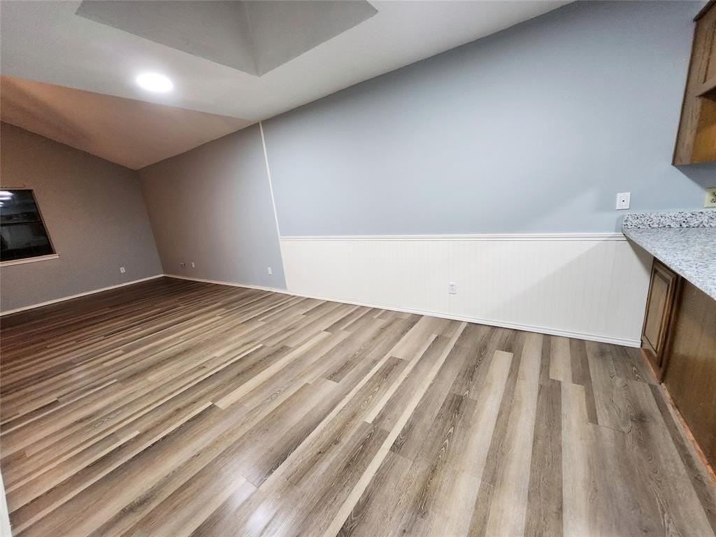 1124 Kathy Ln - Photo 7 of 19