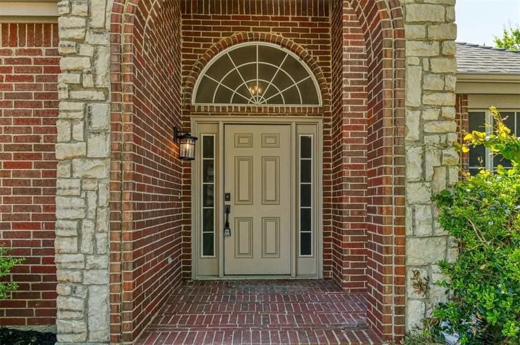 2716 Rocky Creek Dr - Photo 5 of 27