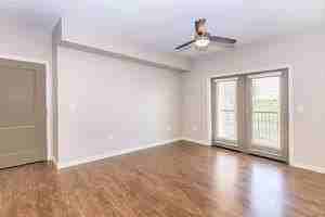 2991 Lakeside Dr - Photo 4 of 7