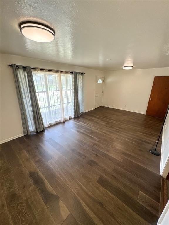 409 Chickasaw Trl - Photo 2 of 9