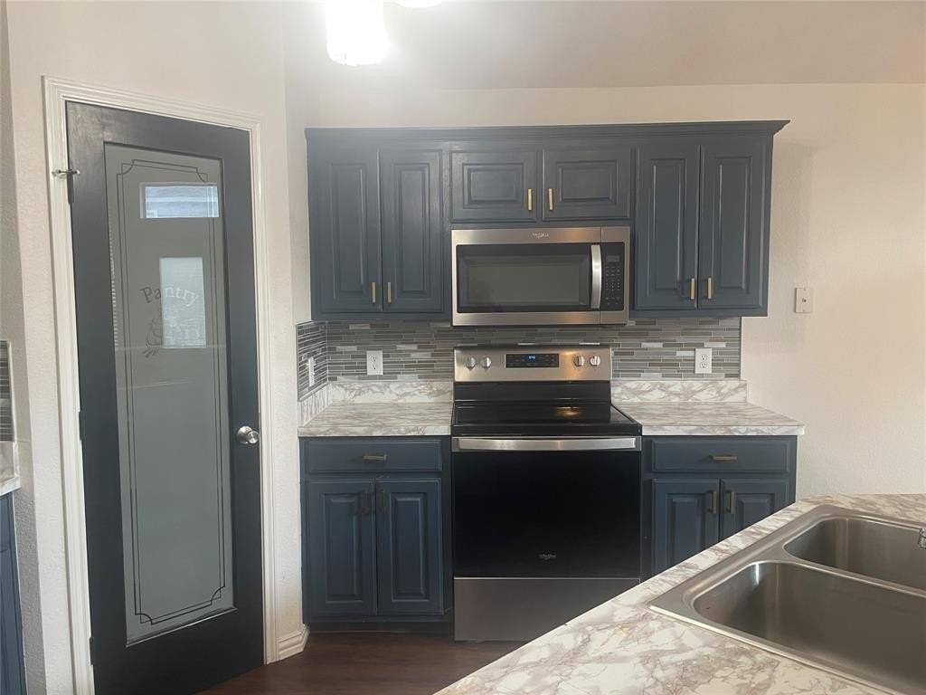 1825 Kingsbrook Trl - Photo 7 of 27