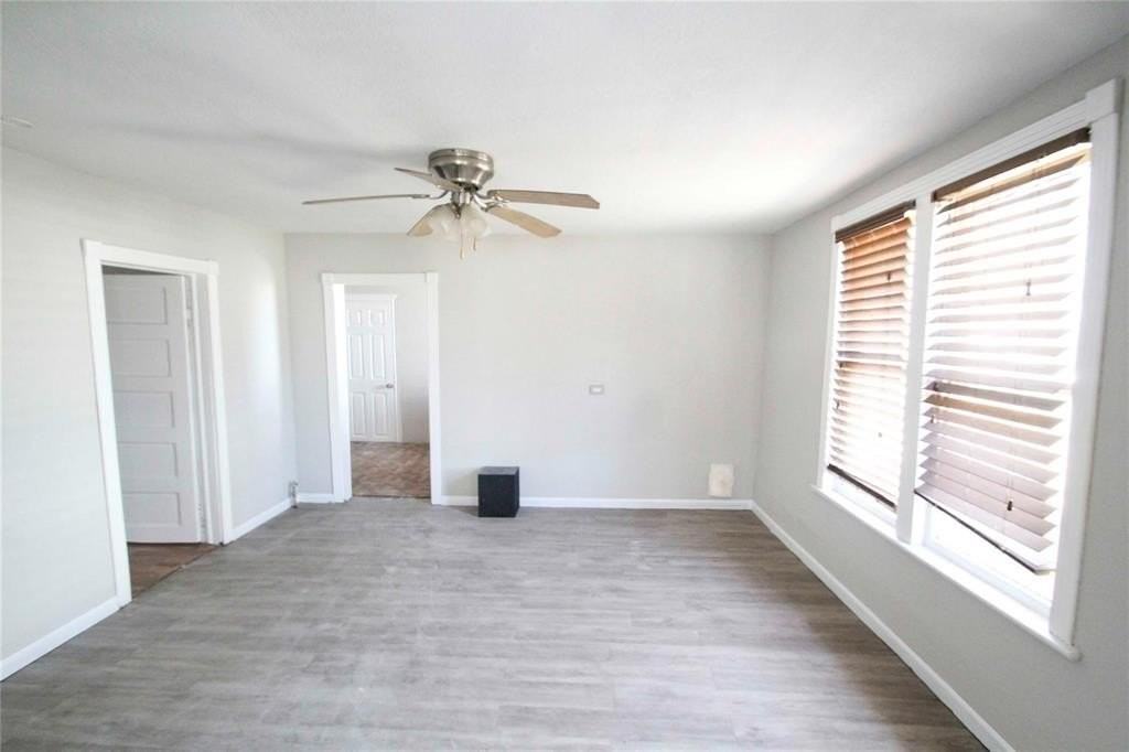 923 S Wine St - Photo 6 of 13