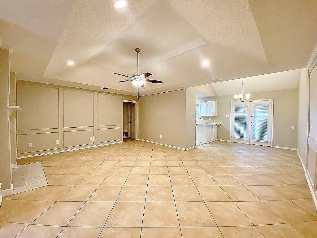 3704 Fairhaven Dr - Photo 4 of 23