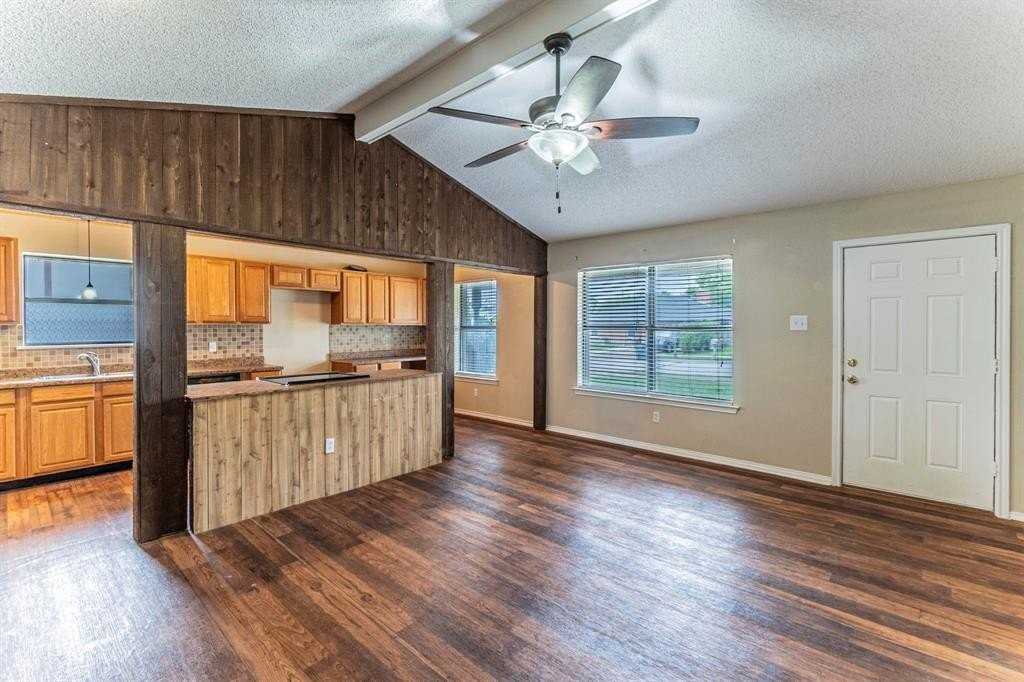 901 Easter Dr - Photo 5 of 25