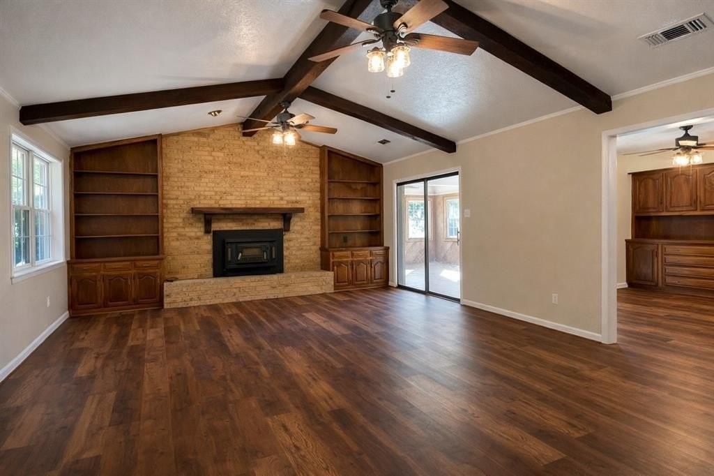 377 County Road 3501 - Photo 3 of 16