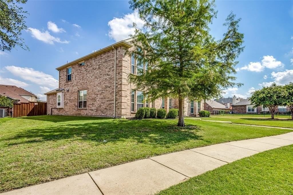 11532 Gatesville Dr - Photo 2 of 36